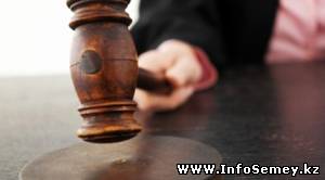 В Восточном Казахстане главу сельской почты осудили за присвоение пособий инвалидов