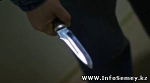 Студент колледжа в Семее зарезал случайного прохожего