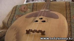 Житель Семея изобрел новый музыкальный инструмент