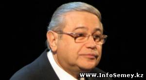 В Семей приедет юморист Петросян