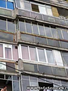 В плену у судебных исполнителей оказались жители семейского общежития