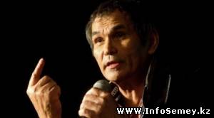 Бари Алибасов встретится с жителями Усть-Каменогорска у своей скульптуры