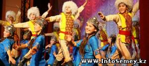 Что готовит Дворец творчества детей и молодежи Семея на день открытых дверей девятого сентября?