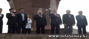 Участники международного антиядерного форума в Семее заложили капсулу под строительство Музея Мира