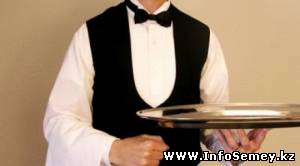 Жительница Семея избила официантку за плохое обслуживание