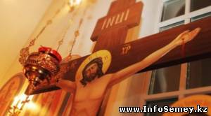 Православные жители Казахстана празднуют Рождество Христово