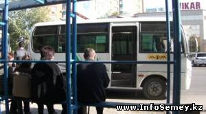 В автобусах Семея второй месяц действует незаконный тариф