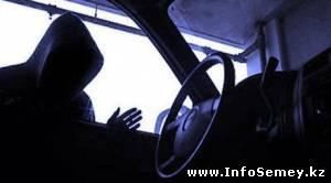 В Семее задержаны участники банды квартирных воров и угонщиков автомобилей