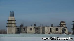 Недостроенная мечеть Семея в четвертый раз поменяла свой облик