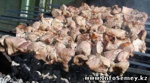 Житель Семея украл десять палочек шашлыка