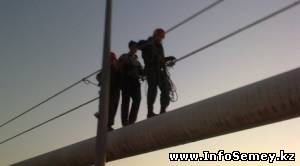 Попытка самоубийства с пилона подвесного моста в Семее
