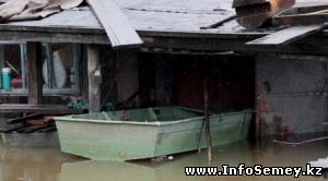 Наводнение в ВКО: Река затопила крестьянские хозяйства