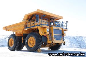 На Бакырчикском горнодобывающем предприятии состоялась торжественная церемония ввода в эксплуатацию двух карьерных самосвалов «БелАЗ-75139»